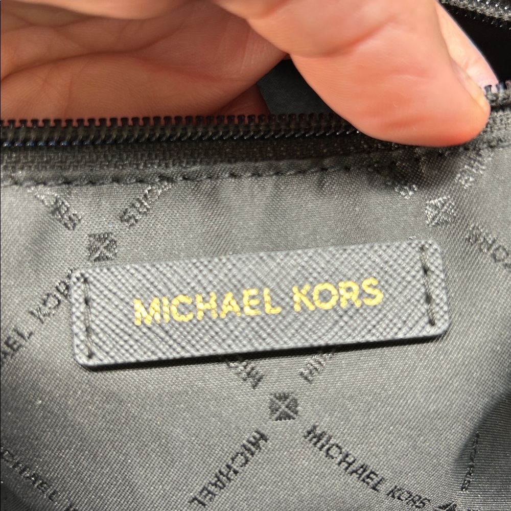 Michael Kors Black Leather Bag with Gold Zipper - Picture 9 of 12